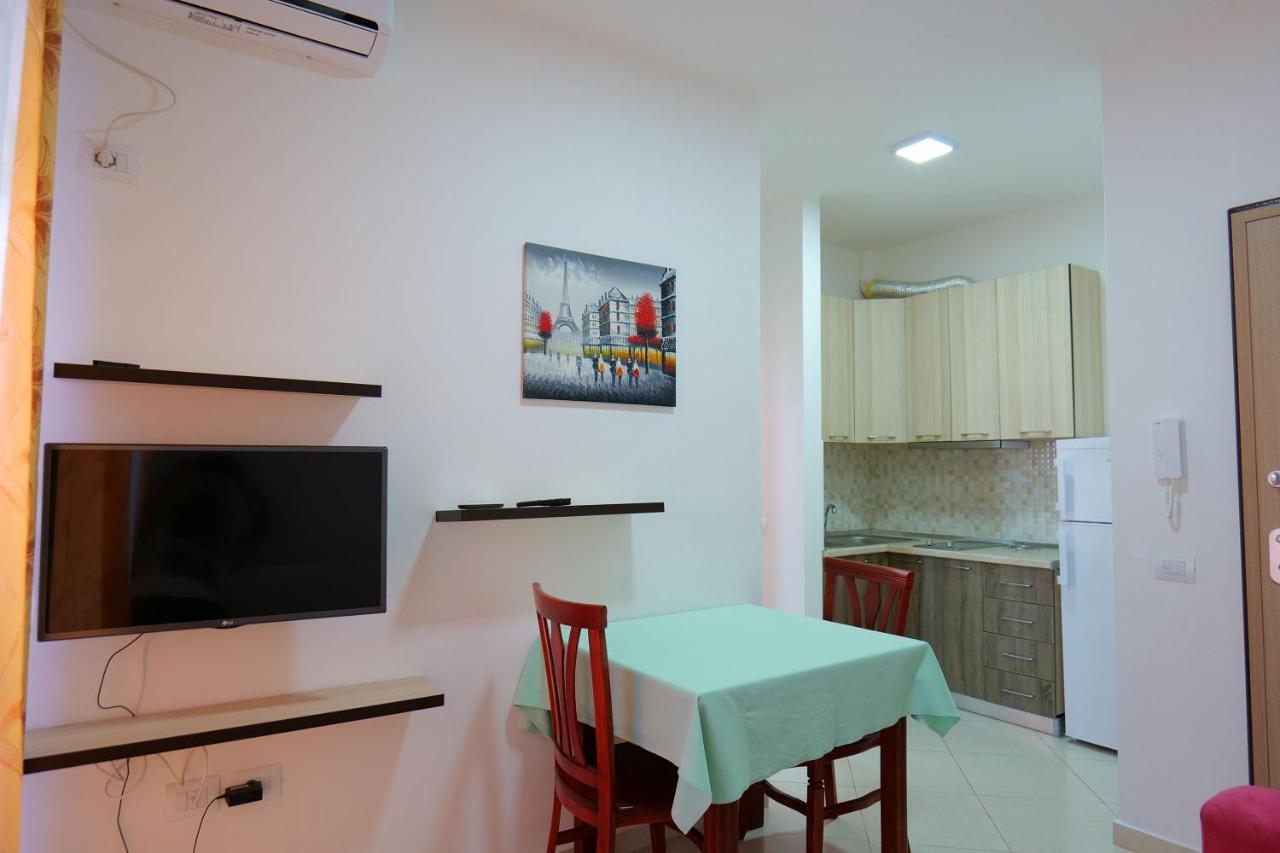 Almare Apartments Vlorë エクステリア 写真