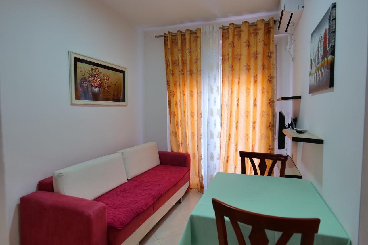Almare Apartments Vlorë エクステリア 写真