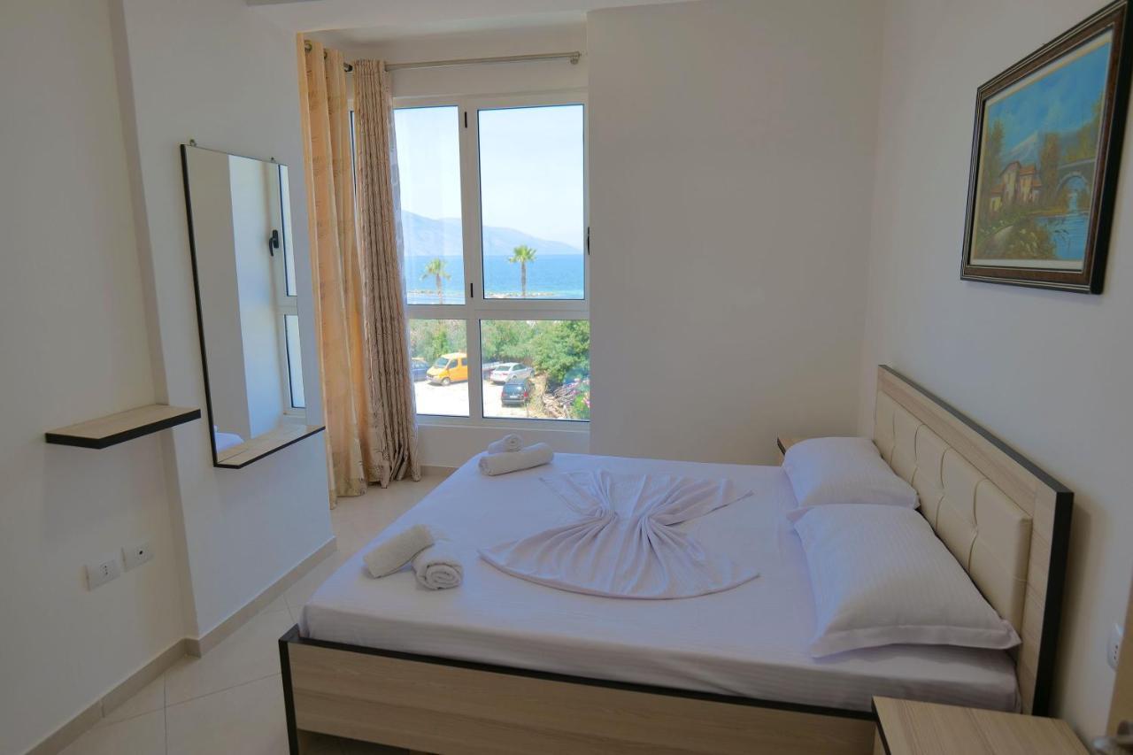 Almare Apartments Vlorë エクステリア 写真
