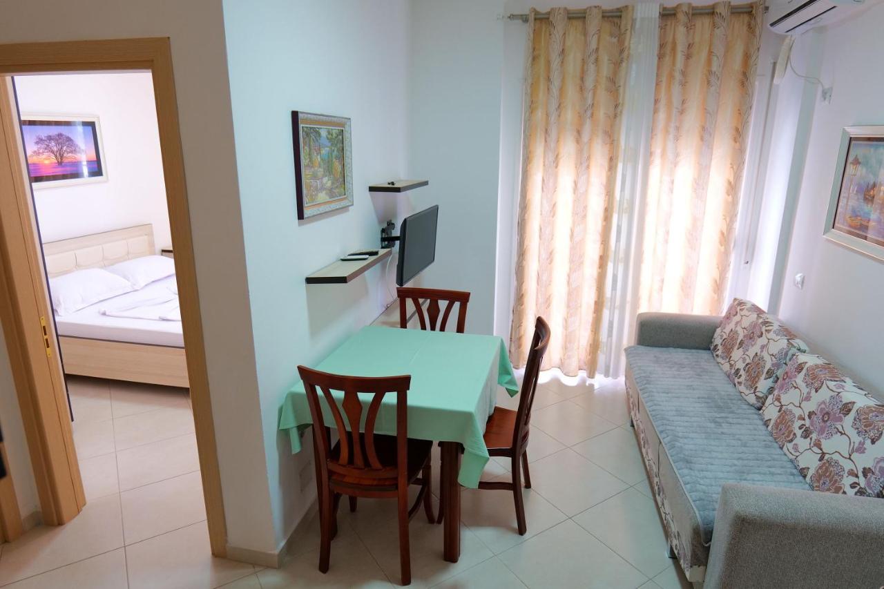 Almare Apartments Vlorë エクステリア 写真
